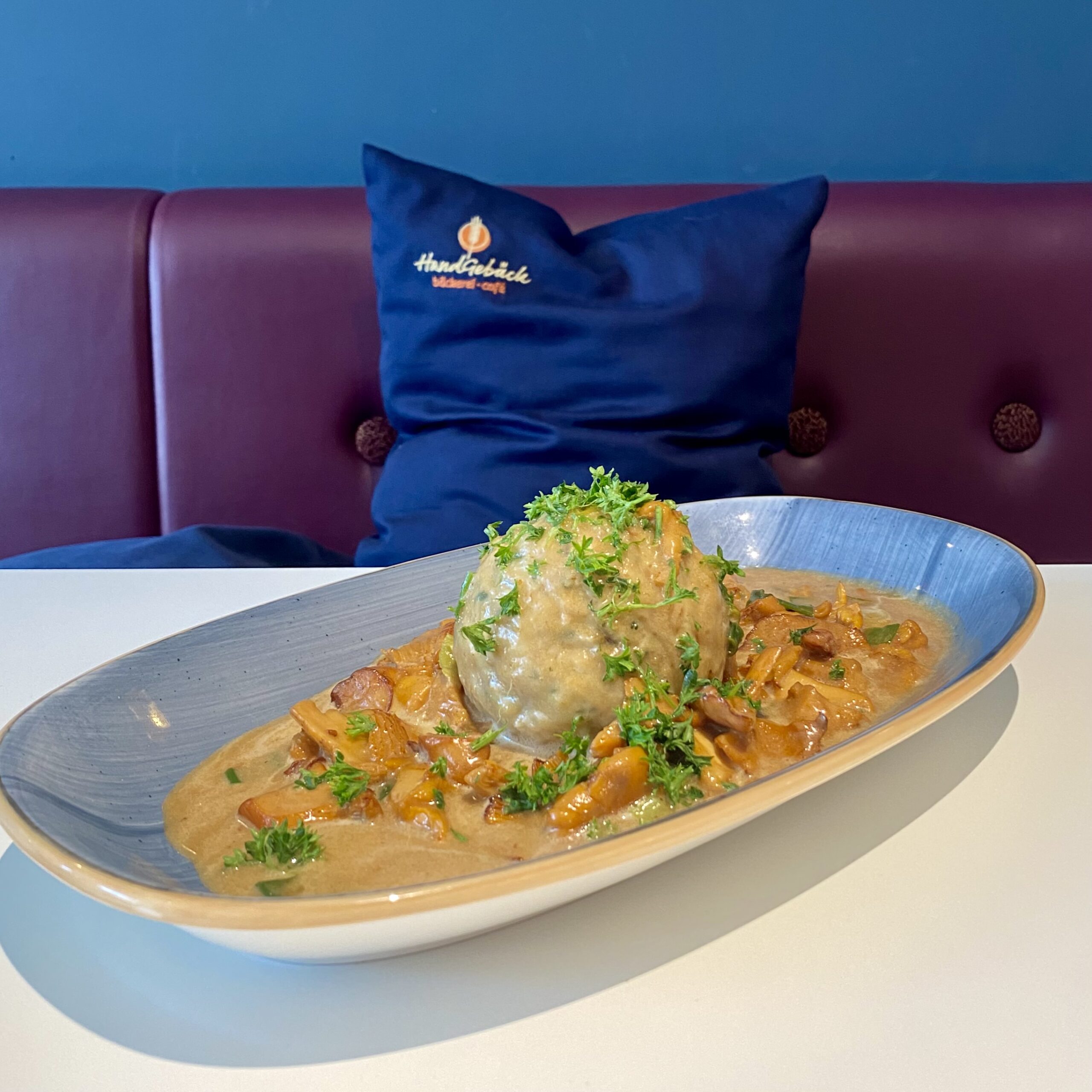 Pfifferlinge in Rahm mit Semmelknödel